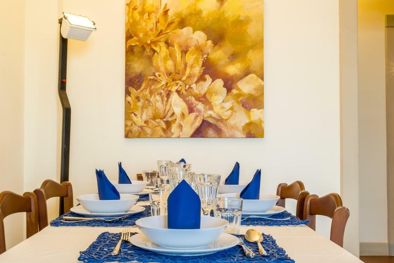 Les Suites - Apartments Riposto Buitenkant foto