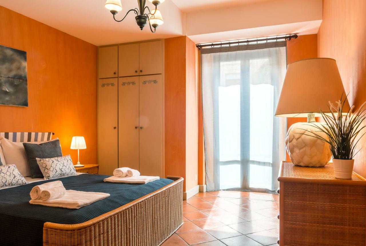 Les Suites - Apartments Riposto Buitenkant foto